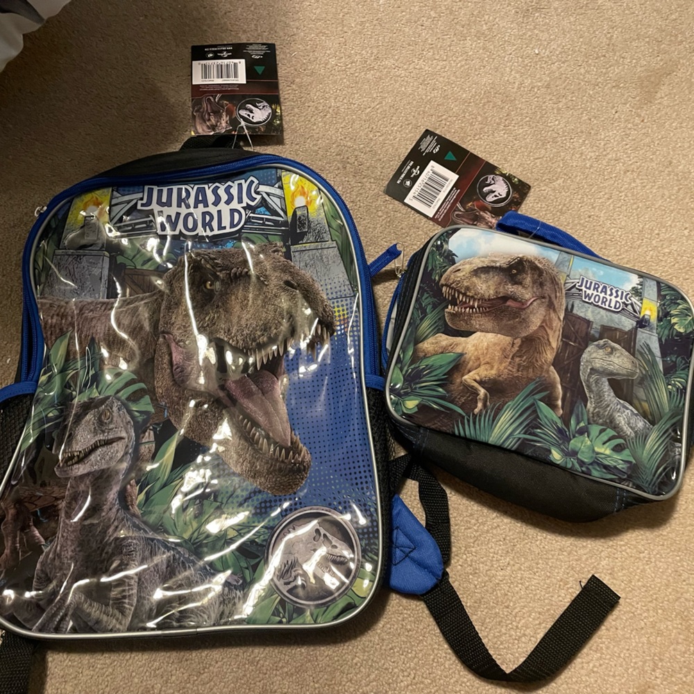 SOLD ❌ New Jurassic Park Backpack & Matching Lunchbox